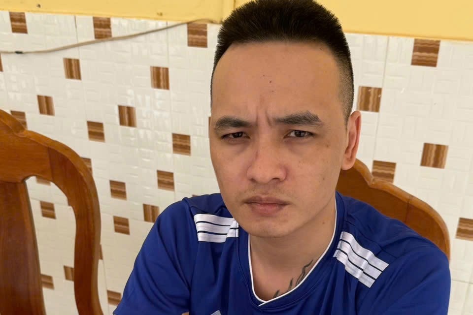 Lê Minh Dũng,  Công an Nghệ An,  Băng nhóm,  Giả danh,  Lẩn trốn ảnh 1 Le Minh Dung,  Cong an Nghe An,  Bang nhom,  Gia danh,  Lan tron anh 1