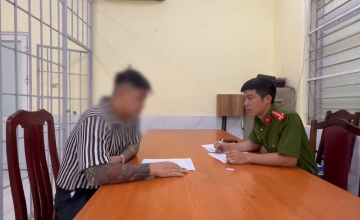 Cong an Tay Ho,  Cong an Ngoc Ha,  Dong Co,  A80 anh 1