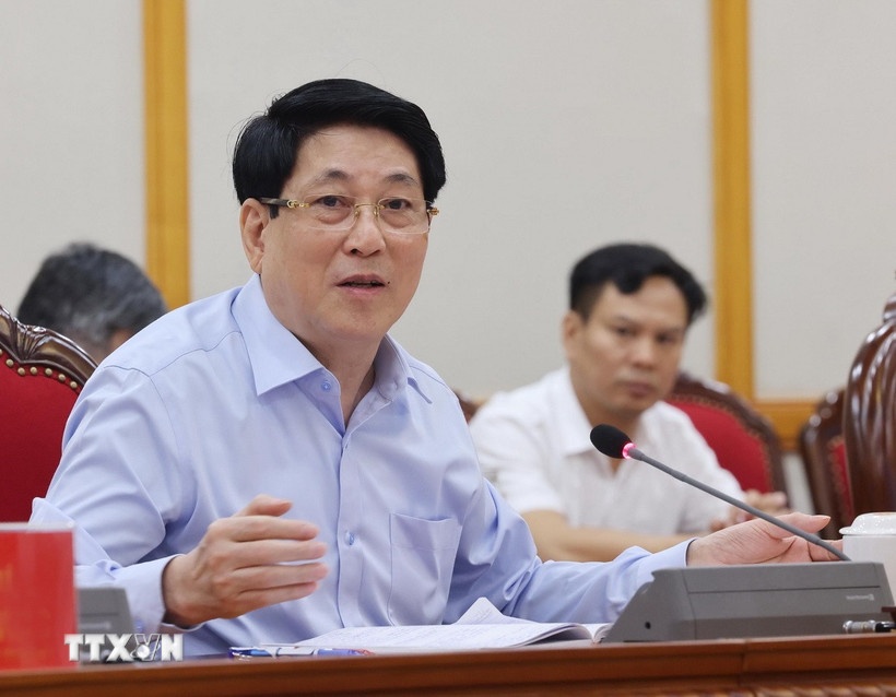 Thanh uy Hue,  Luong Cuong,  Tinh uy Cao Bang,  Dang bo Cao Bang,  Van kien anh 1