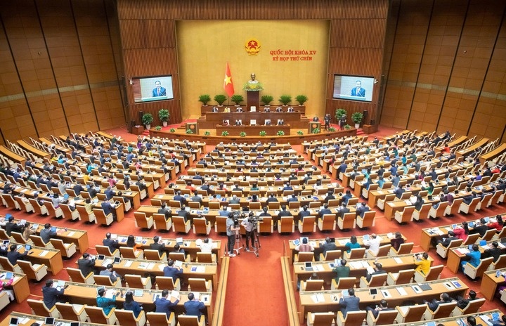 Nha Quoc hoi anh 1