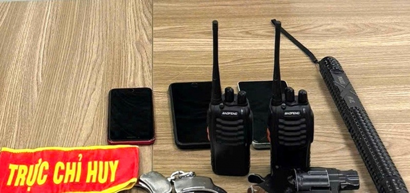 Cong an An Duong,  Nguyen Thanh Nhu,  Hoang Duc Vuong,  Pho Hoa Nhat,  Duong Nguyen Truong To anh 2