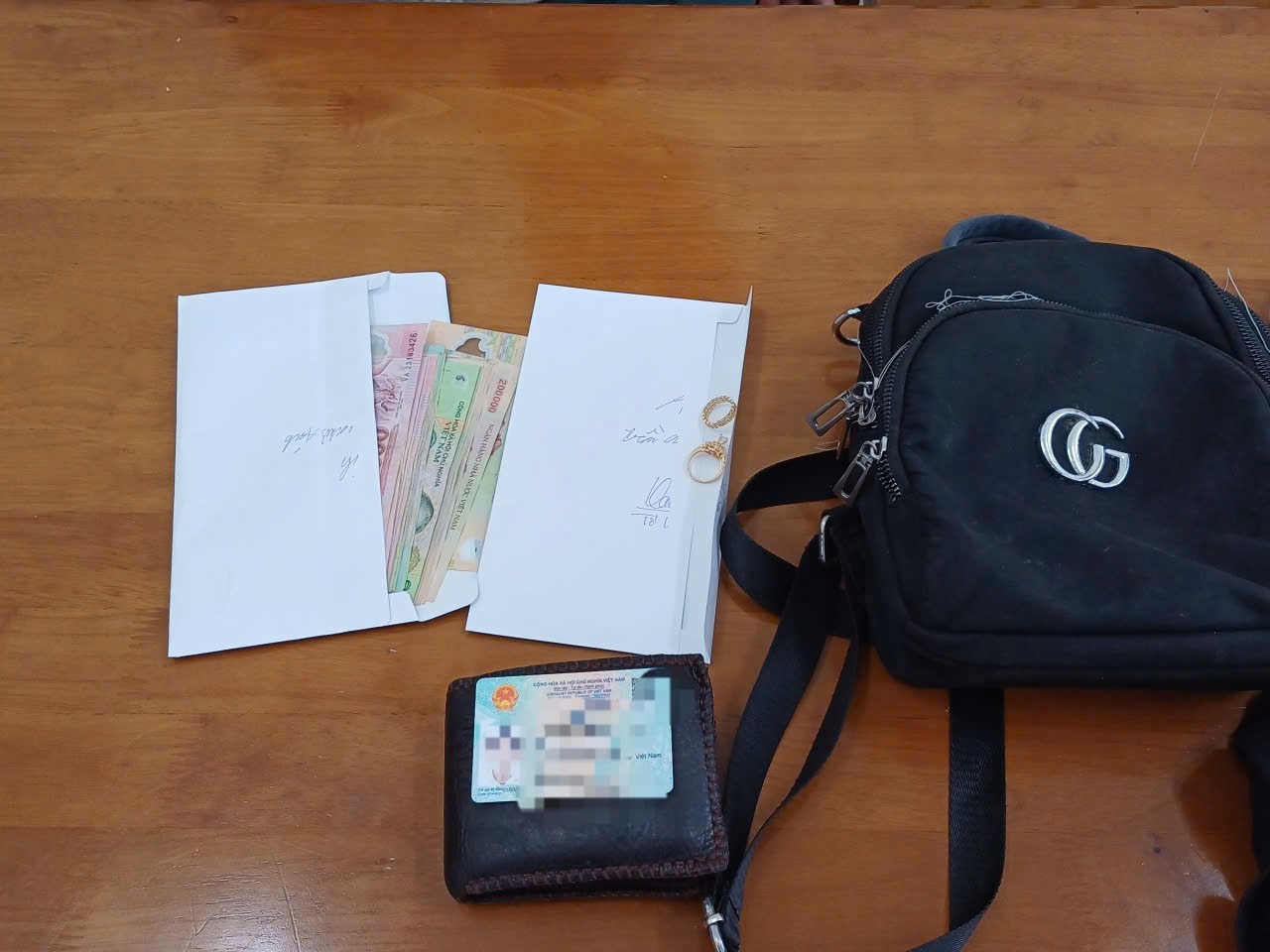 Tran Nhu Anh,  T.K.T,  Cong an Hoa Xuan,  Hoa Xuan,  Ba lo anh 2