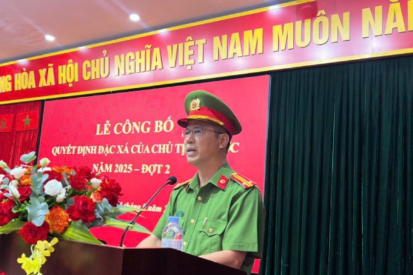 Cong an Ha Noi cong bo quyet dinh dac xa dot 2 nam 2025 hinh anh