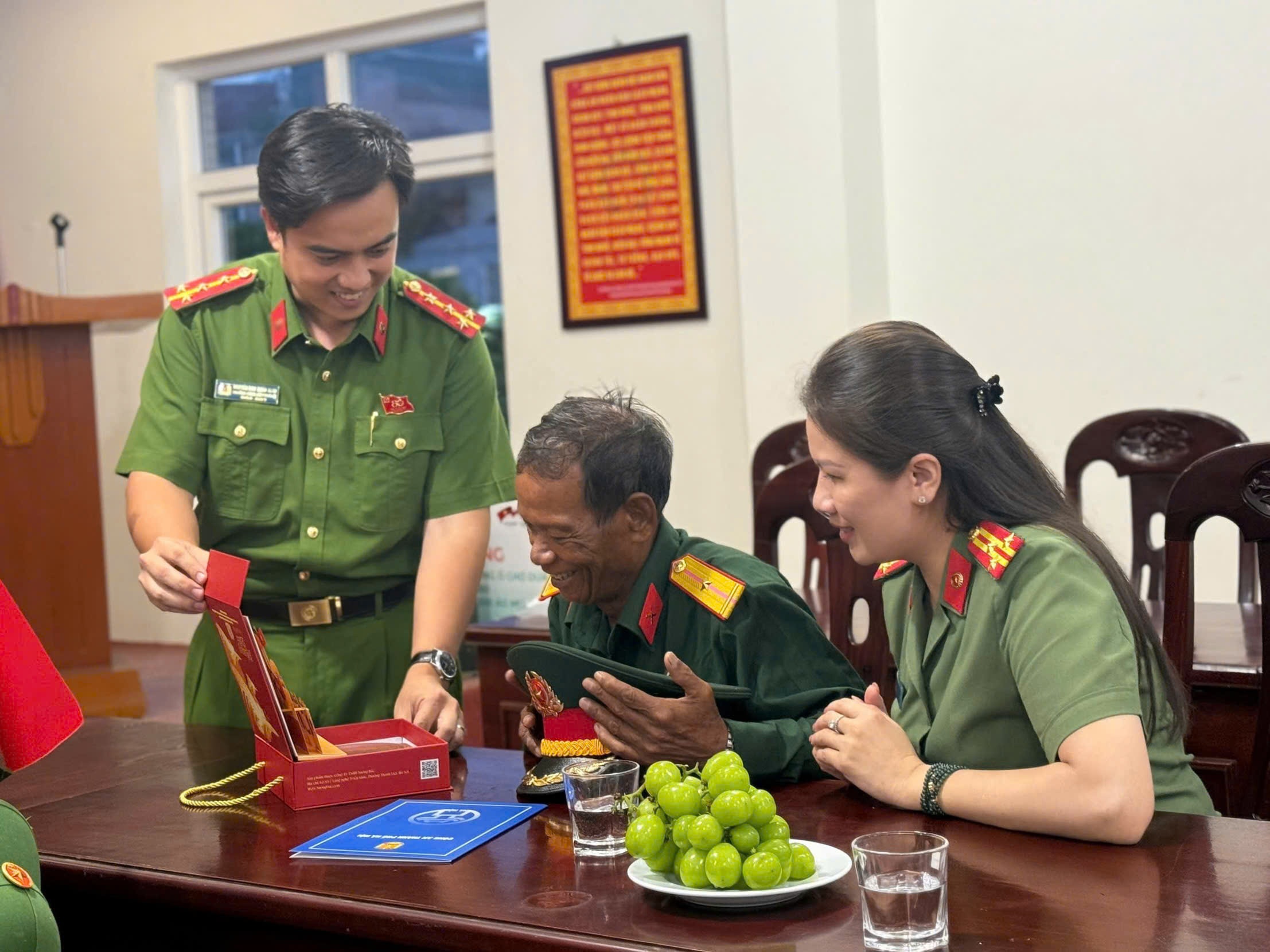 Cong an Ha Noi anh 2