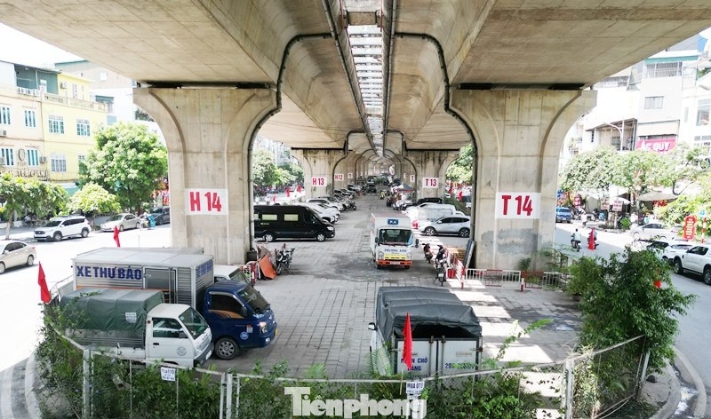 trong giu xe gam cau anh 1