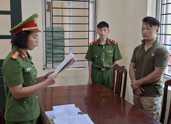 Tam giam,  Tai xe say xin anh 1