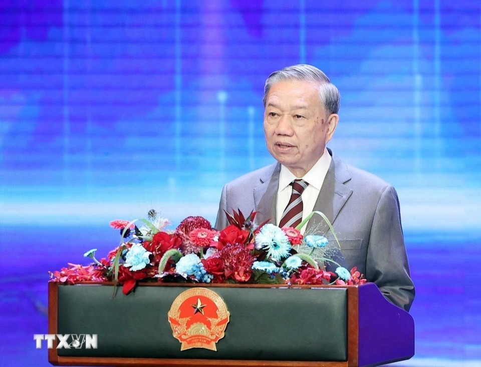 mien vien phi,  muc co ban anh 1