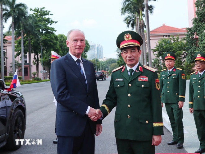 Phan Van Giang Nikolai Patrushev anh 2