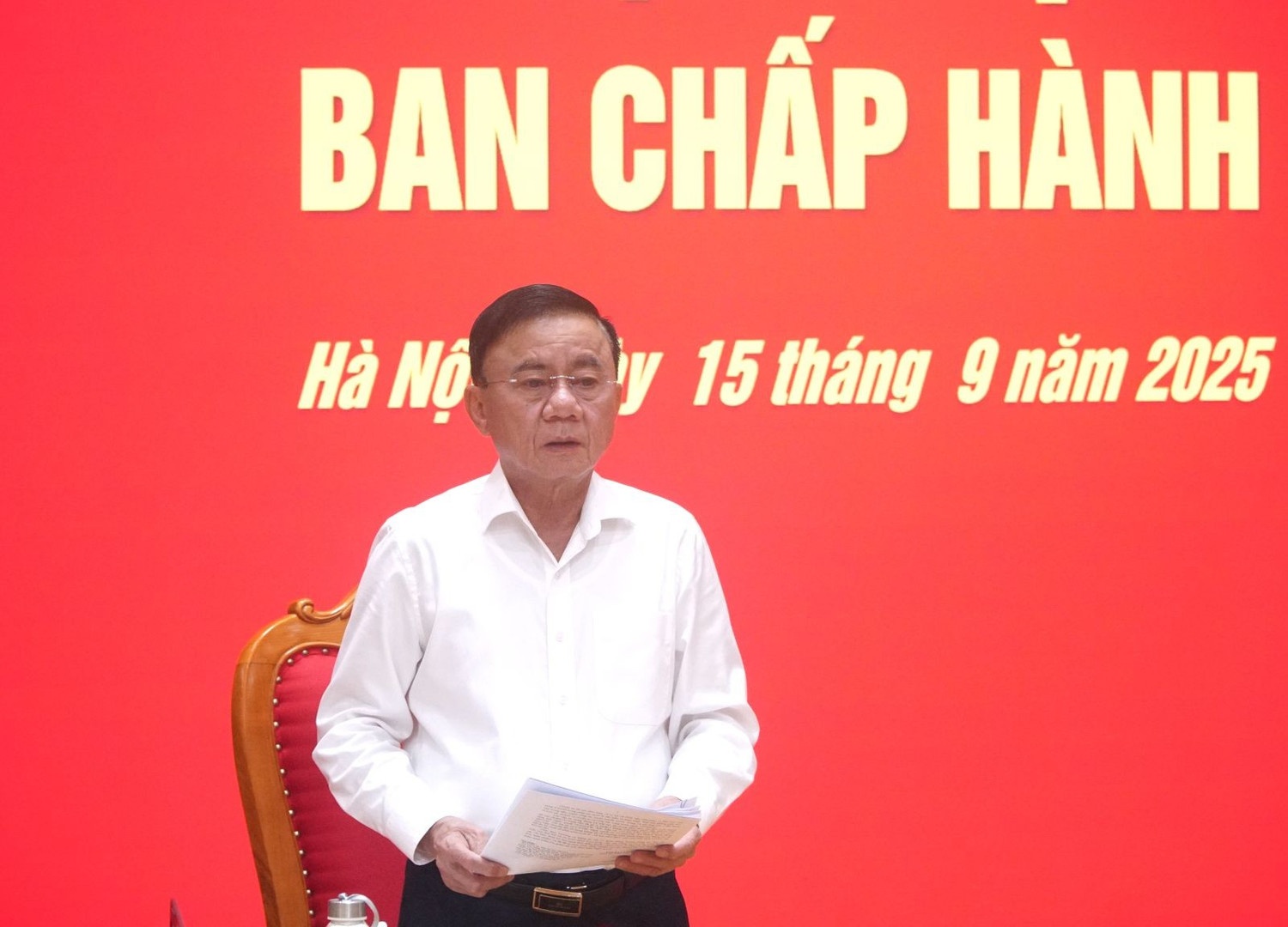 Cong tac can bo anh 1
