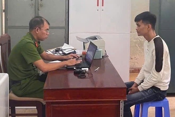 Trieu tap nam thanh nien danh thai phu va hoi 'biet tao la ai khong?' hinh anh