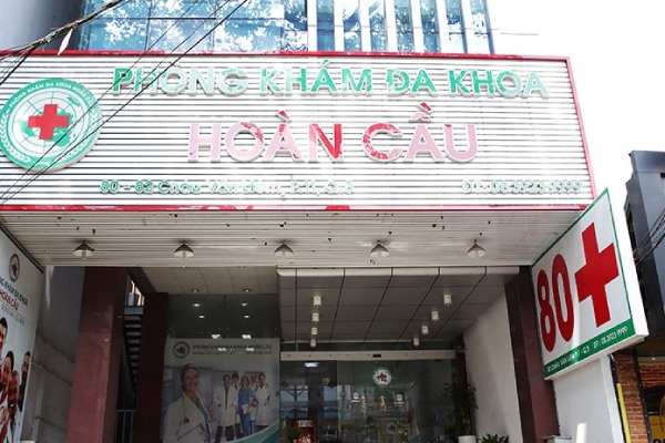 Phong kham lien tuc bi xu phat nang nhung van ton tai? hinh anh