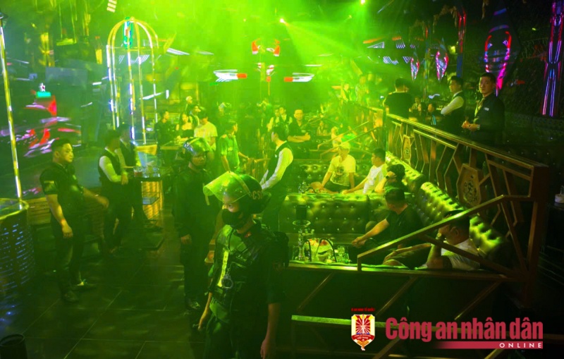 Bar 9E Club,  Chu Bar 9E Club,  NV Bar 9E Club,  QL Bar 9E Club,  Sep Bar 9E Club,  Phu Quoc,  Ma tuy,  Quan Bar 9E Club anh 2