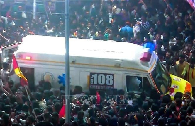 giam dap o An Do anh 2