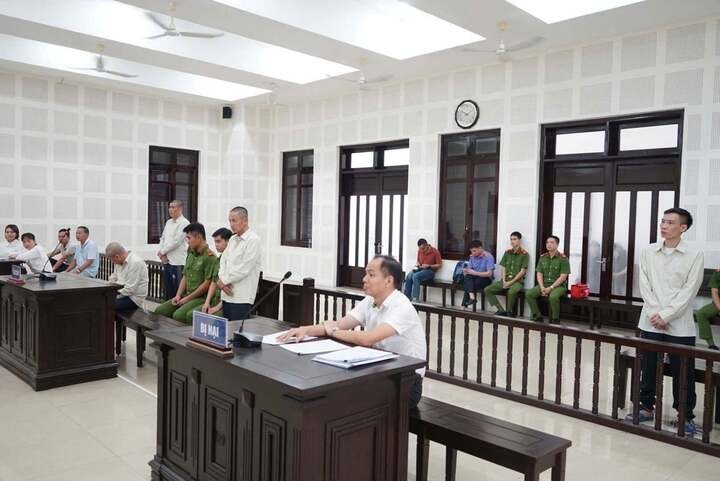 mo cat Pha Le,  Pha Le Quang Nam anh 1