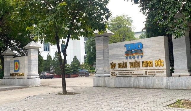 Cty Thien Minh Duc,  DN Thien Minh Duc,  NV Thien Minh Duc,  PGD Thien Minh Duc,  GD Thien Minh Duc,  CT Thien Minh Duc,  Cong ty Hop Manh,  Doanh nghiep Hop Manh,  Giam doc Hop Manh,  Xang dau Viet Trung anh 2