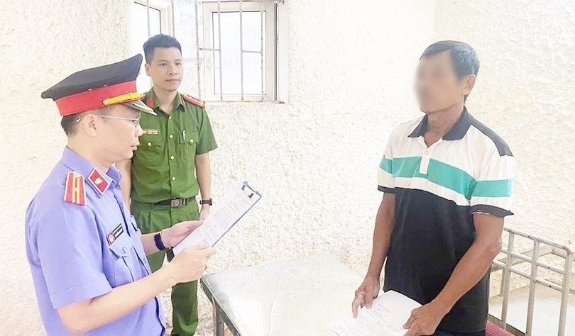 Vit chet bat thuong anh 1