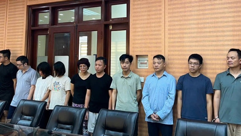 Vu Shark Binh,  Shark Binh,  hien tuong cac Shark,  Cong ty NextTech,  Doanh nghiep NextTech anh 2