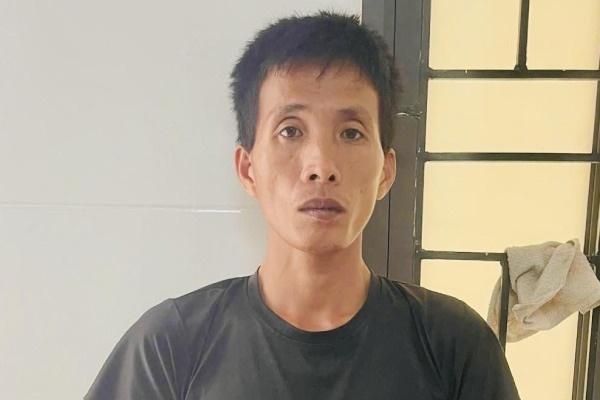 Khoi to cha duong dung gay go, bua dinh danh dap be gai o Ha Tinh hinh anh
