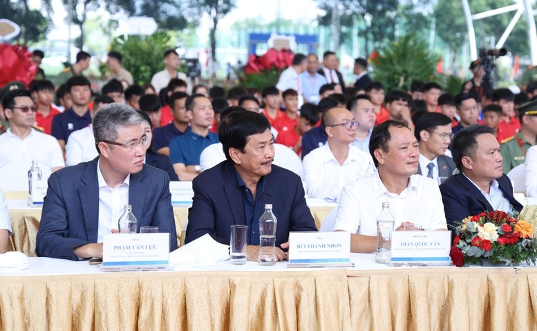 Tong Bi thu anh 3