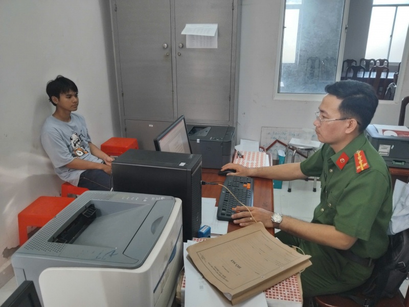 Chau trom tai san,  tri gia 300 trieu anh 1