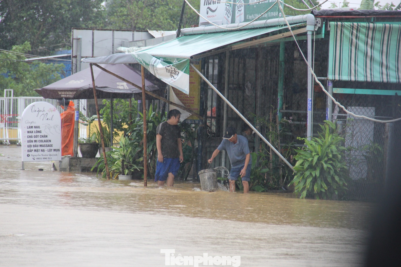 Lũ lụt Đà Nẵng ảnh 16 Lu lut Da Nang anh 16