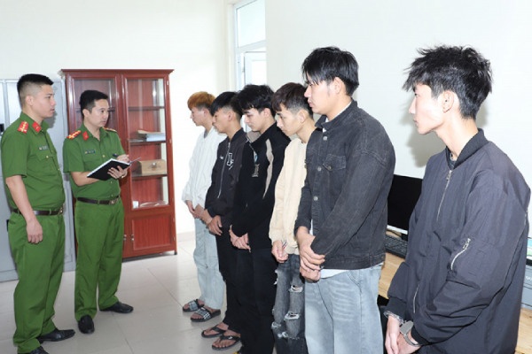 Bat giu 6 doi tuong ve hanh vi giet nguoi do mau thuan hinh anh