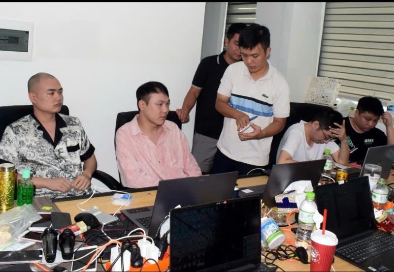 cuong doat tai san,  qua mang anh 2