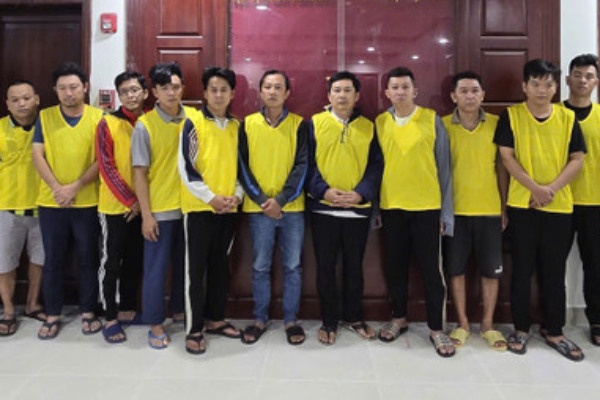 Triet pha duong day ca do bong da giao dich len toi 900 ty dong hinh anh