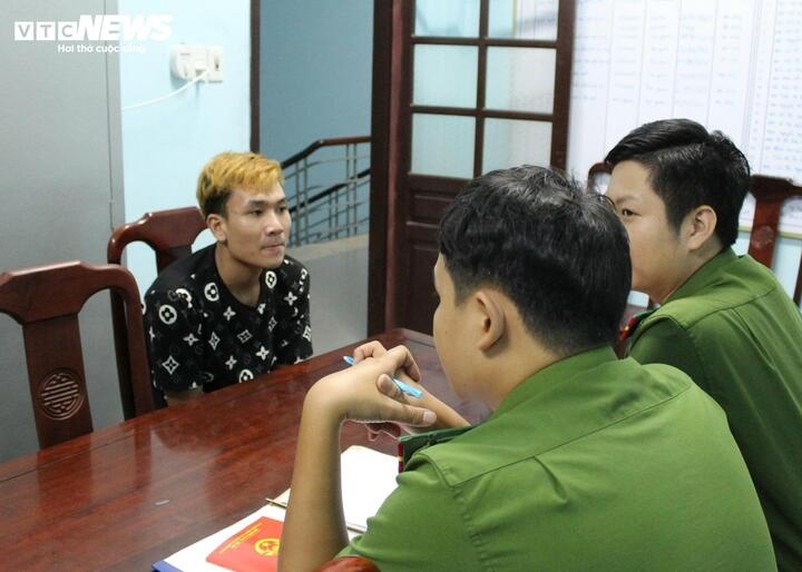 Trom 7, 9 luong vang,  Luc mua lu anh 2