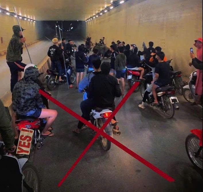 Giai quyet mau thuan,  Bang bao luc anh 2