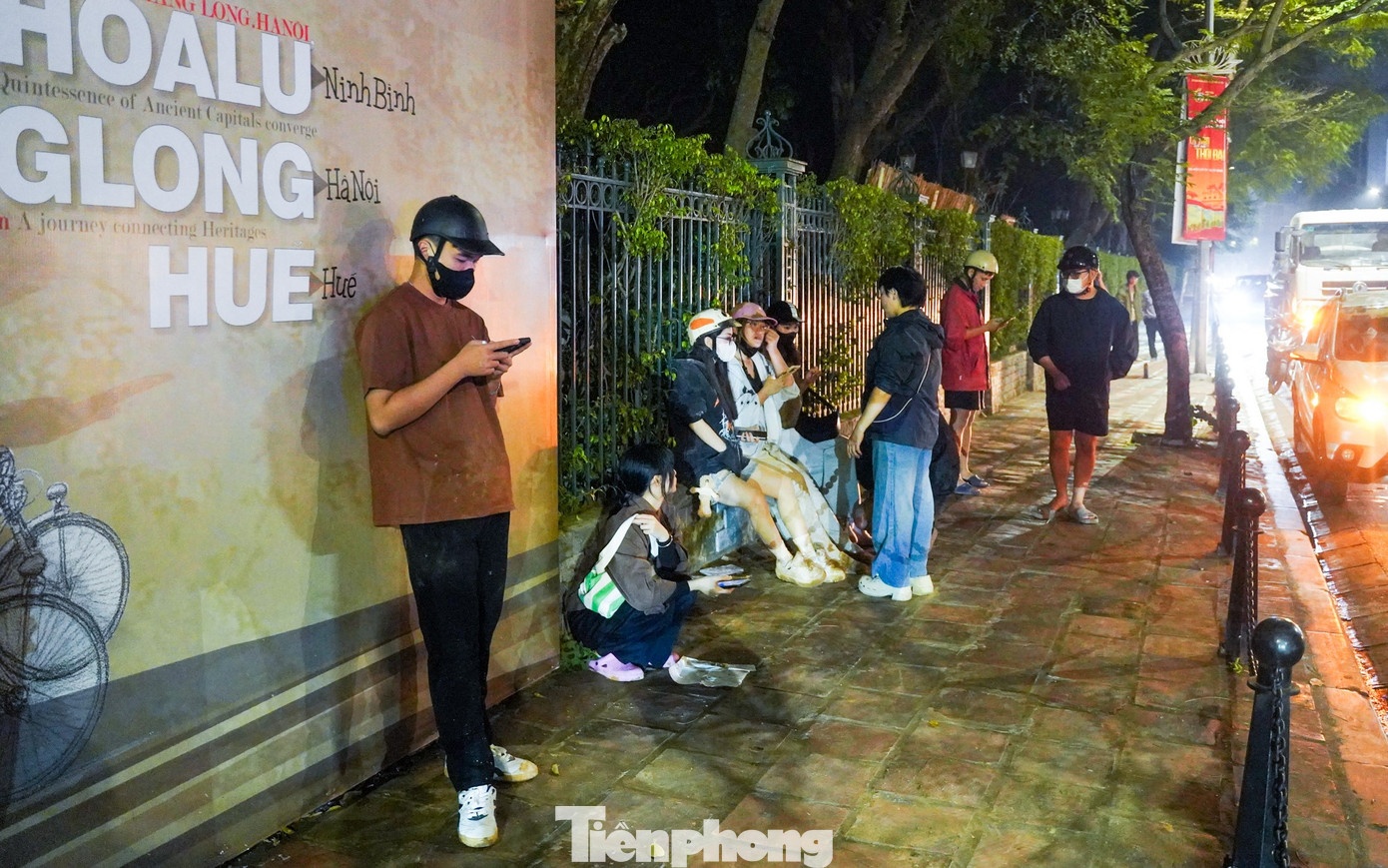 Bùn nhão trào Hà Nội ảnh 2 Bun nhao trao Ha Noi anh 2