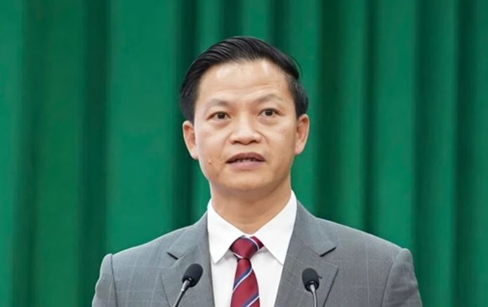 Ong Vuong Quoc Tuan lam Chu tich UBND tinh Thai Nguyen hinh anh