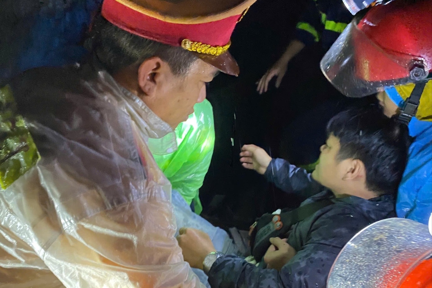 sat lo deo Khanh Le anh 1