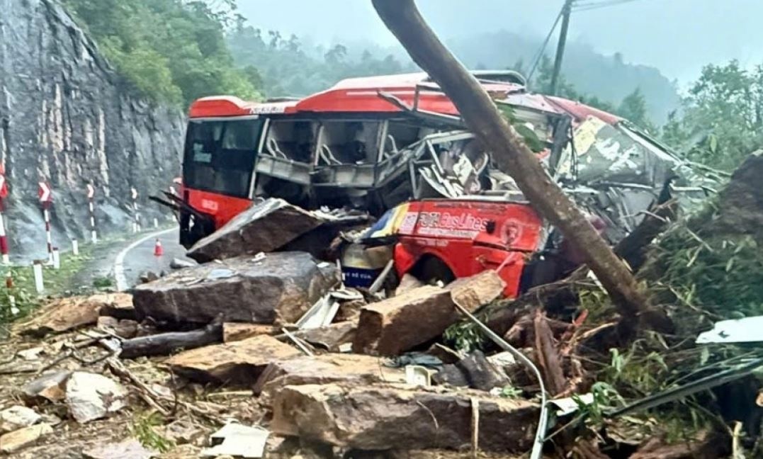 Tin moi vu sat lo kinh hoang o deo Khanh Le hinh anh