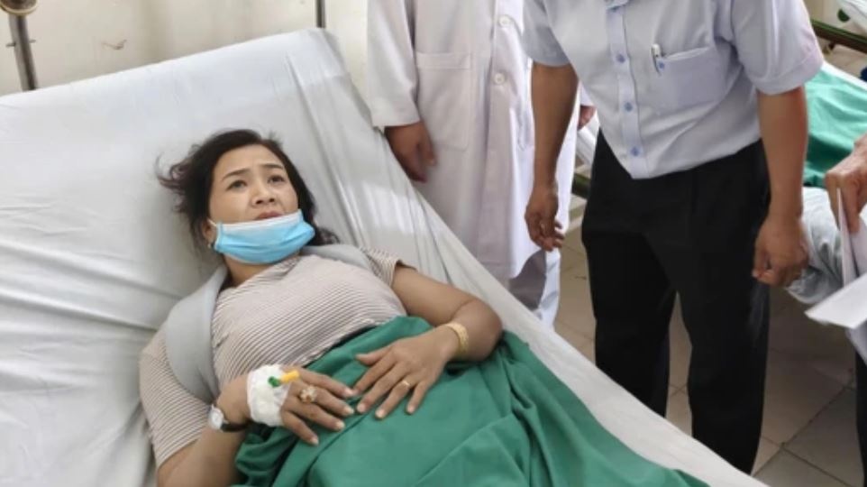 Nan nhan song sot o deo Khanh Le: ‘Sau da roi la la het va mau’ hinh anh