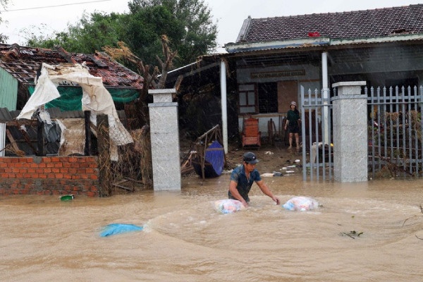 Ho tro khan cap 1.100 ty cho Khanh Hoa, Lam Dong, Gia Lai va Dak Lak hinh anh