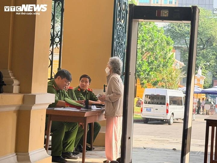 Le Hong Son,  Cong ty AIC,  so GDDT TPHCM anh 4