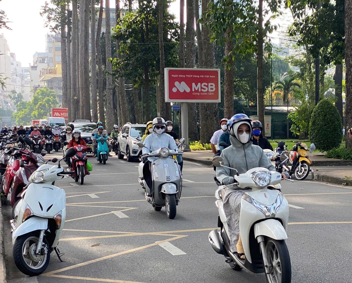 TP.HCM,  lanh duoi 20 do anh 1