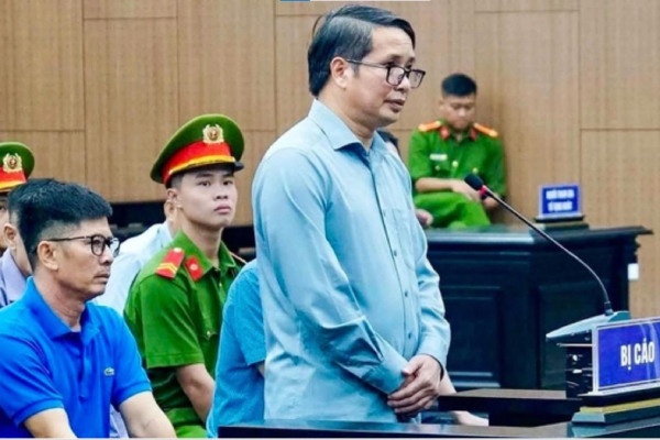 Bi cao Pham Thai Ha rut don khang cao trong vu an Tap doan Thuan An hinh anh