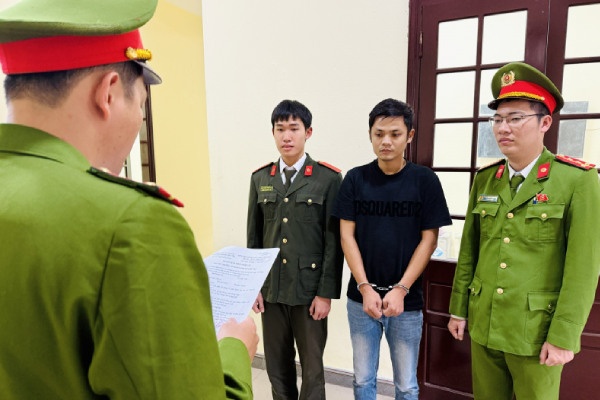 Khoi to tai xe xe tai gay tai nan khien 2 nguoi tu vong hinh anh