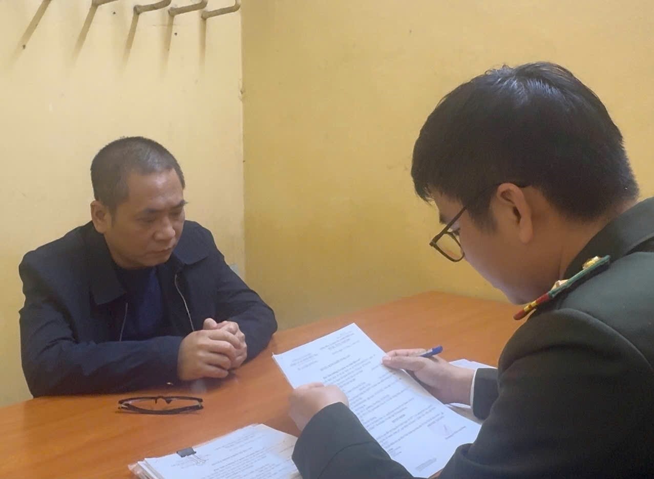 Truong Cao dang,  Du lich Ha Noi anh 2