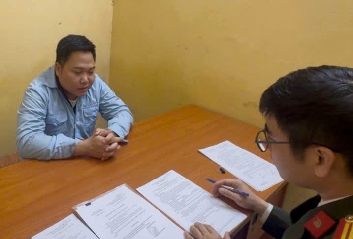 Truong Cao dang,  Du lich Ha Noi anh 3