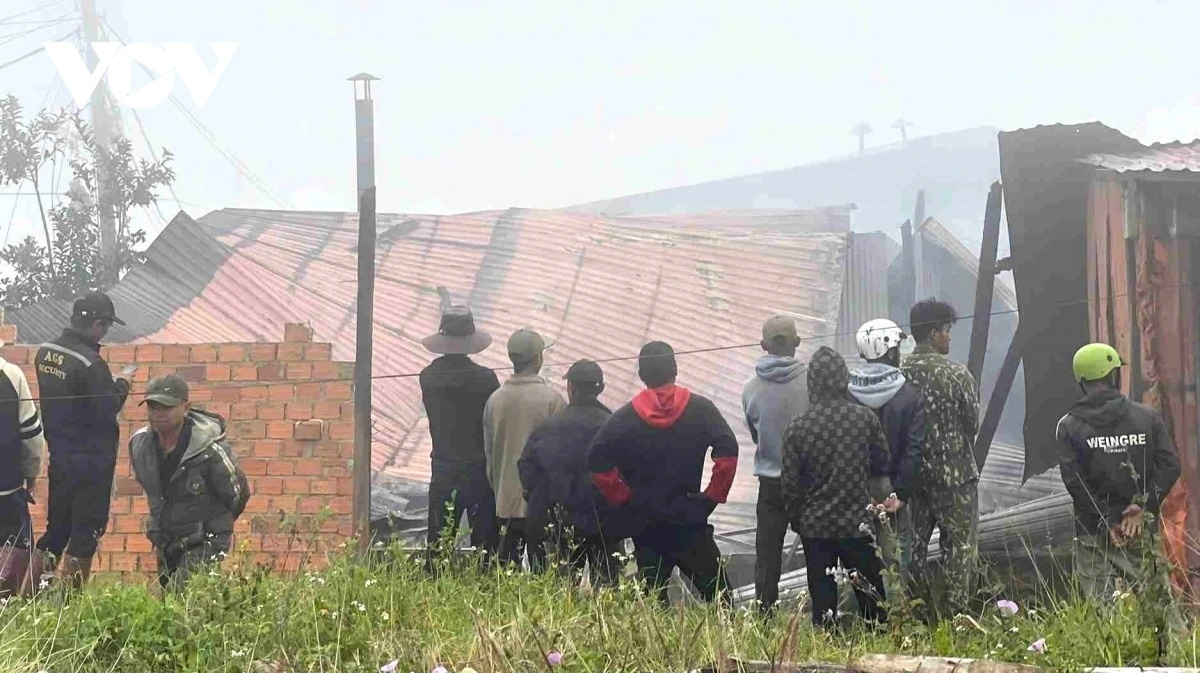 Chay kho hang cong ty ca phe tai Da Lat hinh anh