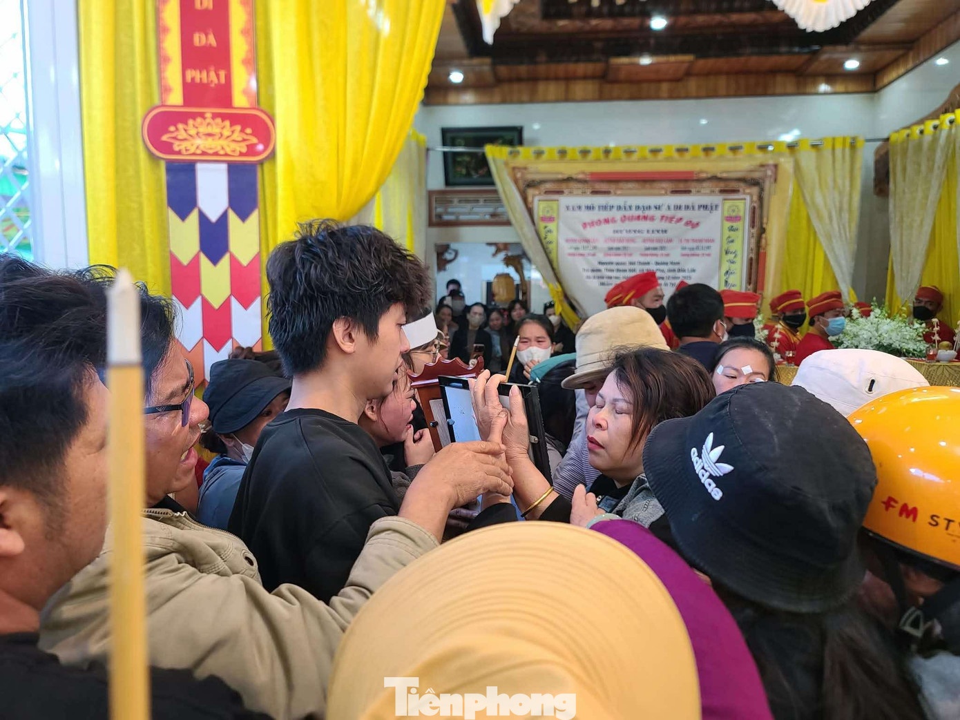 Chay nha 4 nguoi chet anh 4