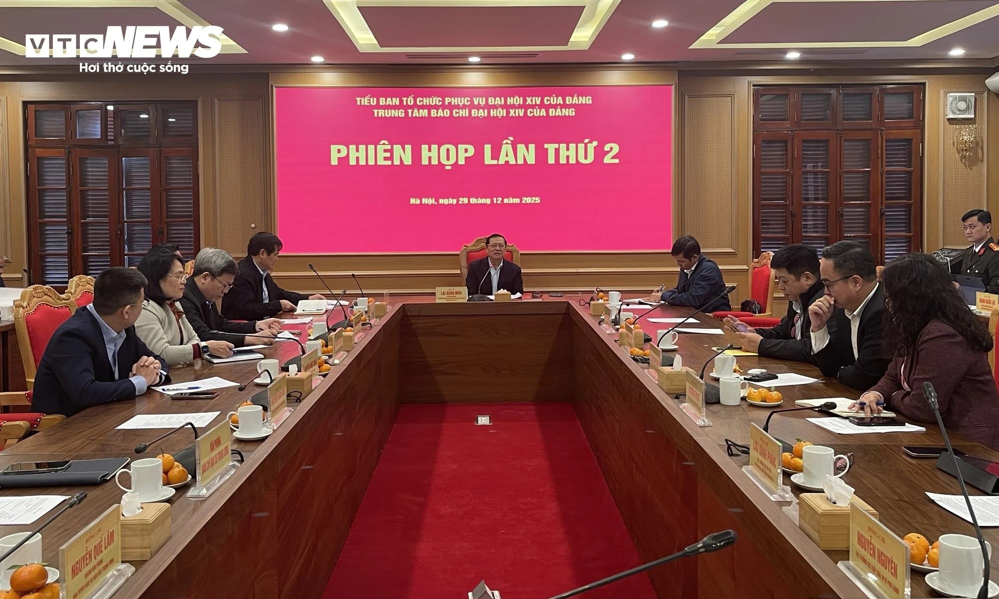 Dai hoi Dang 14 XIV anh 1