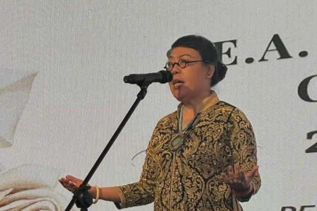 Nha van Y Ban nhan Giai thuong van hoc Dong Nam A 2024-2025 hinh anh