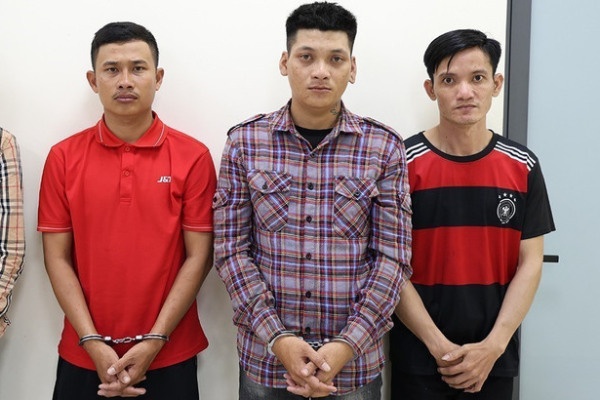 Tam giu 5 doi tuong ve hanh vi Giet nguoi va Gay roi trat tu cong cong hinh anh