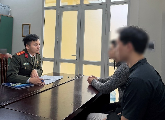 dang thong tin,  sai su that,  mang xa hoi anh 1