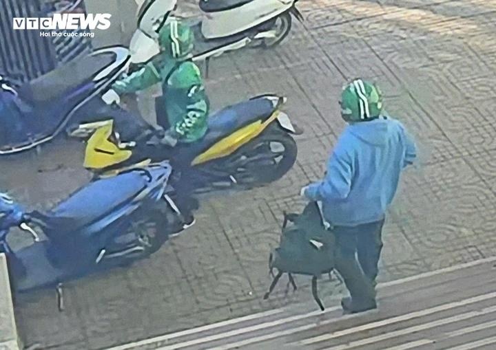 ngan hang Vietcombank,  Giam doc Vietcombank,  Chu tich Vietcombank,  nhan vien Vietcombank,  Tru so Vietcombank,  Chi nhanh Vietcombank anh 3