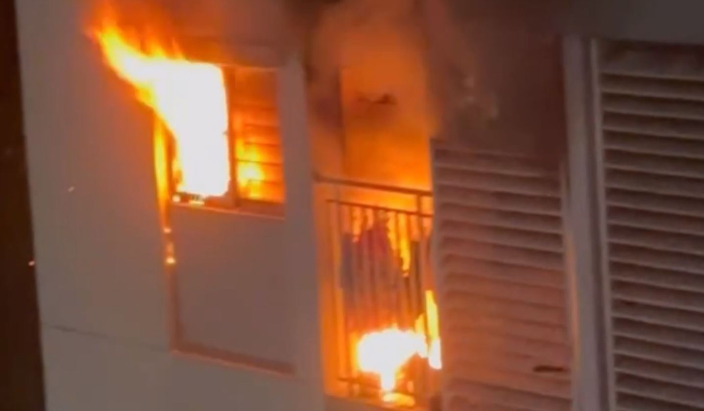 Chay chung cu TP.HCM, ba me con nguy kich hinh anh